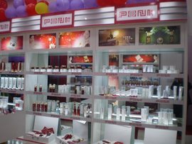 廣州化妝品批發(fā)市場(chǎng)全攻略 渠道、優(yōu)勢(shì)與采購(gòu)須知